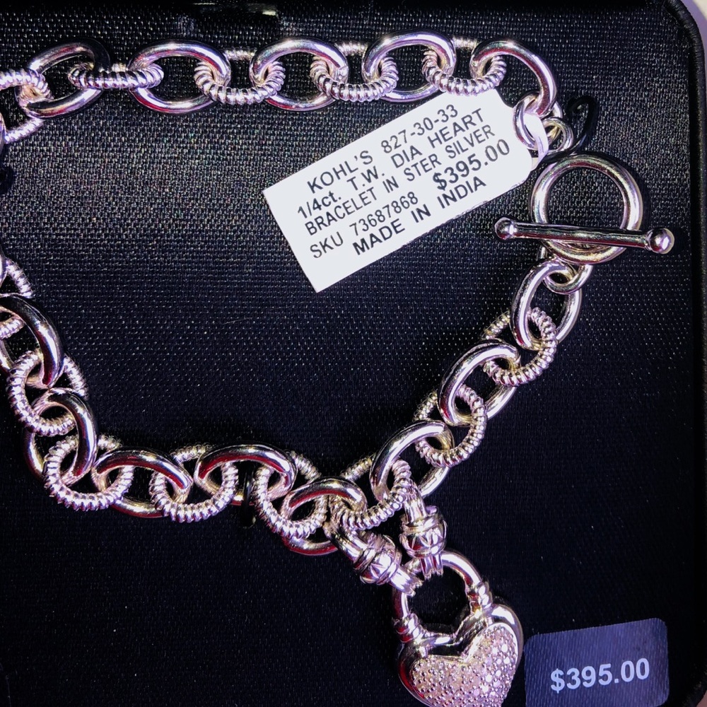 NIB LOVE!!! Genuine Diamond 925 Bracelet. B2 - Picture 1 of 9